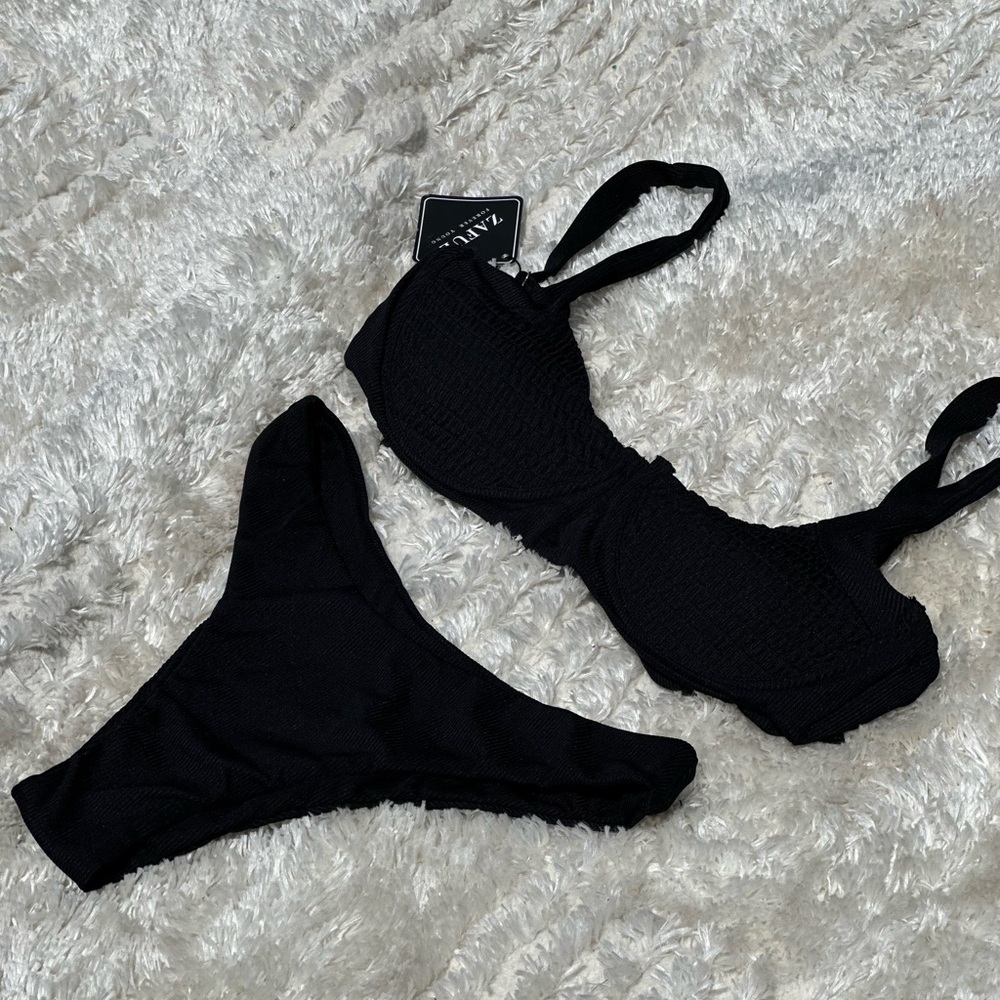 Black Women's Swimwear Set - Picture 4 of 4
